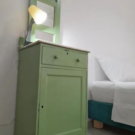 Limestone Sun Suites